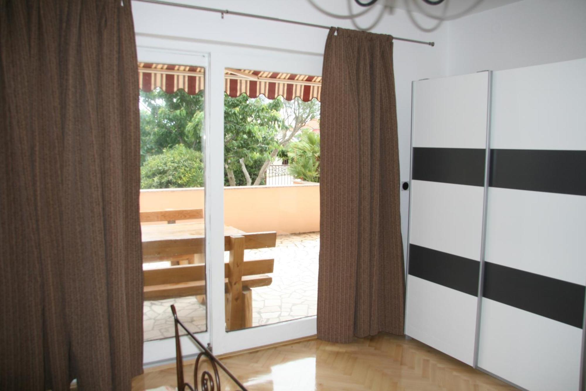 Apartments Karabaic Krk Кърк Стая снимка